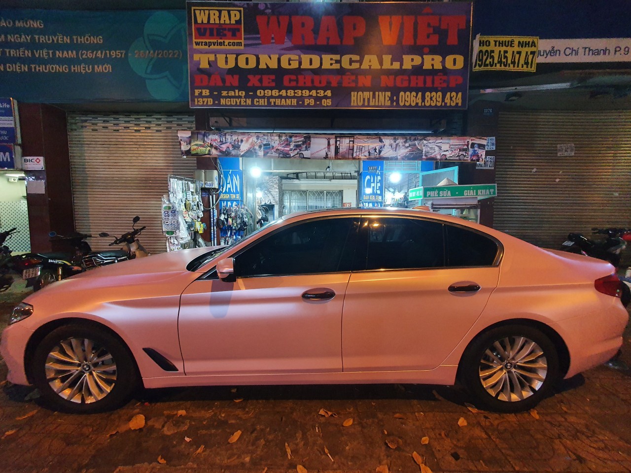 BMW_530i_0964839434_wrapviet_2