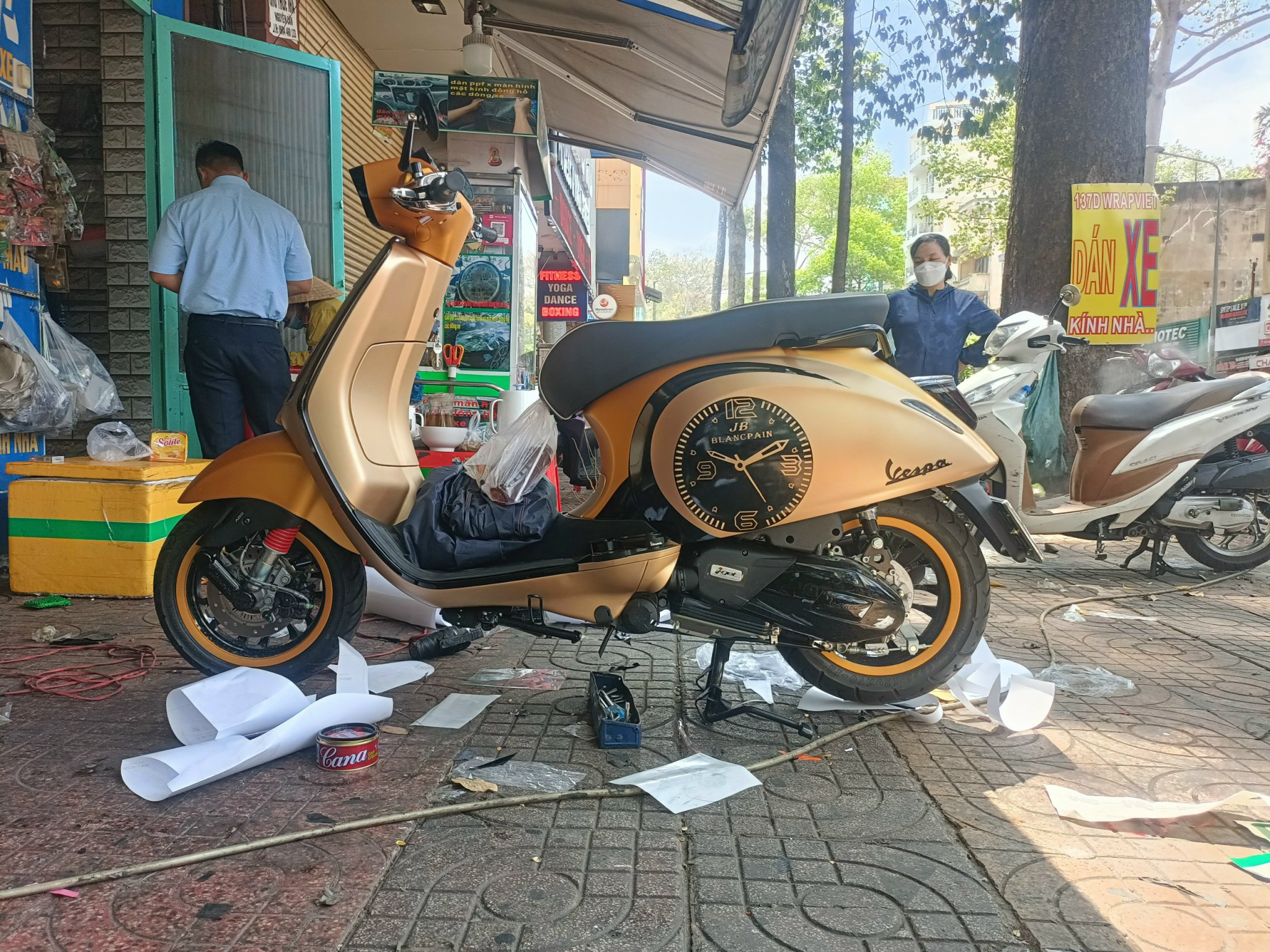 Vespa Dán Đổi Màu Và Lên Tem Cắt-wv02