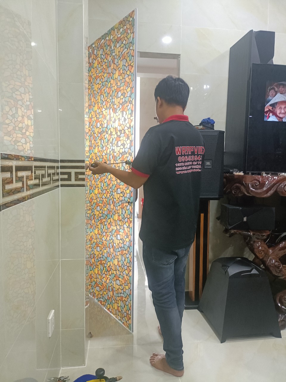 Dán kính nhà mẫu mã theo yêu cầu của khách hàng Tại wrapviet- wv55