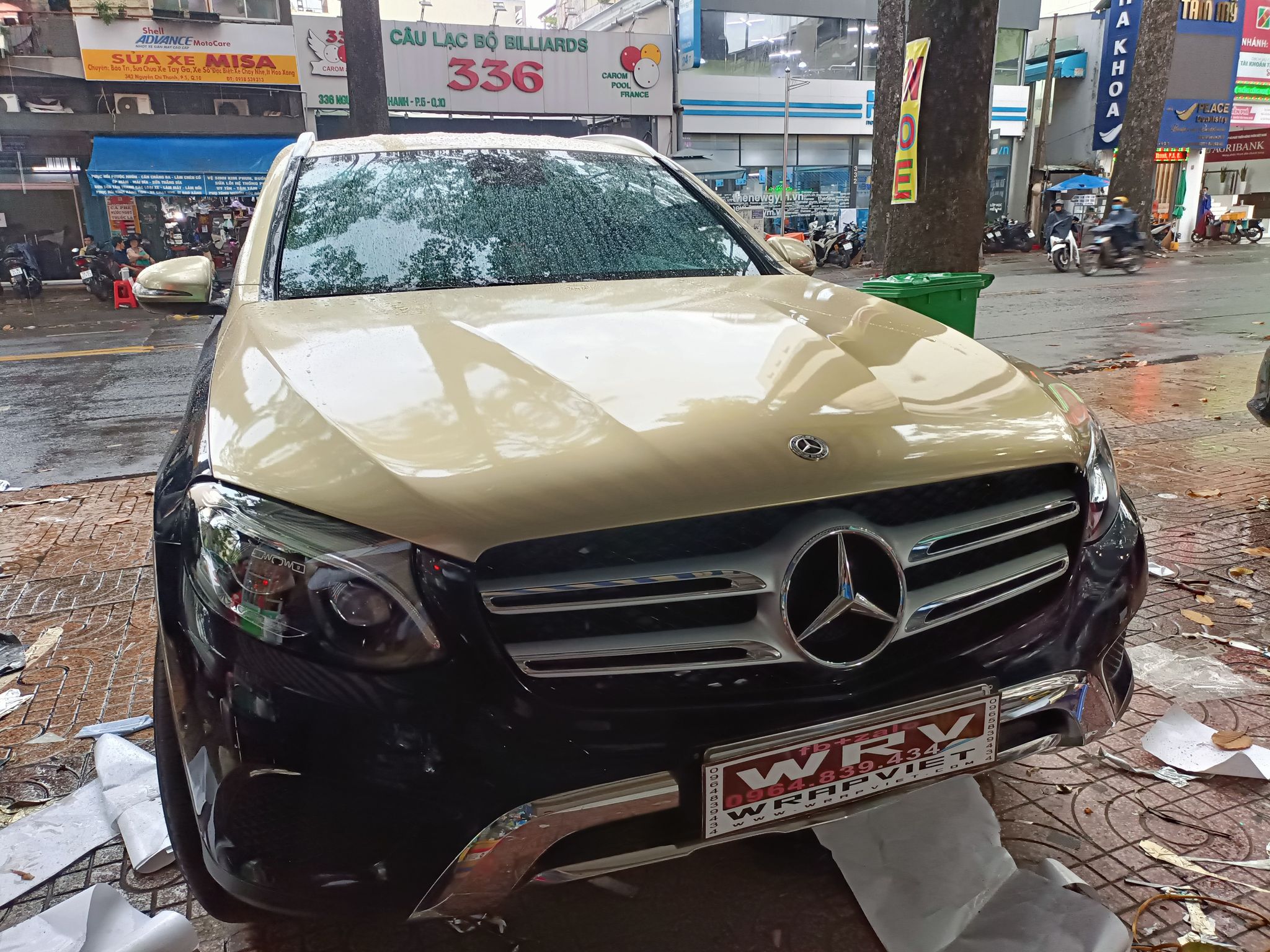 Mercedes GLC Wrap full 1/2 film cao cấp trên vàng đồng bóng - wv117