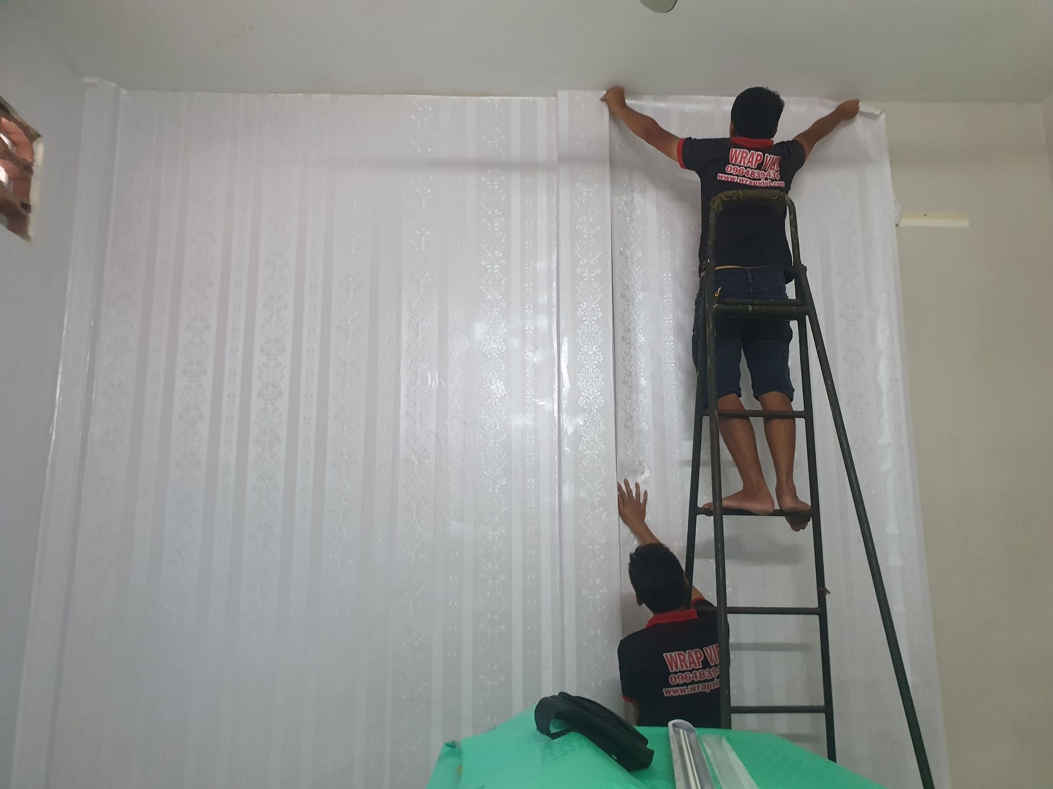 dán tường tăng thêm sang trọng cho căn nhà bạn và cùng nhiều mẫu dán tại wrapviet -110