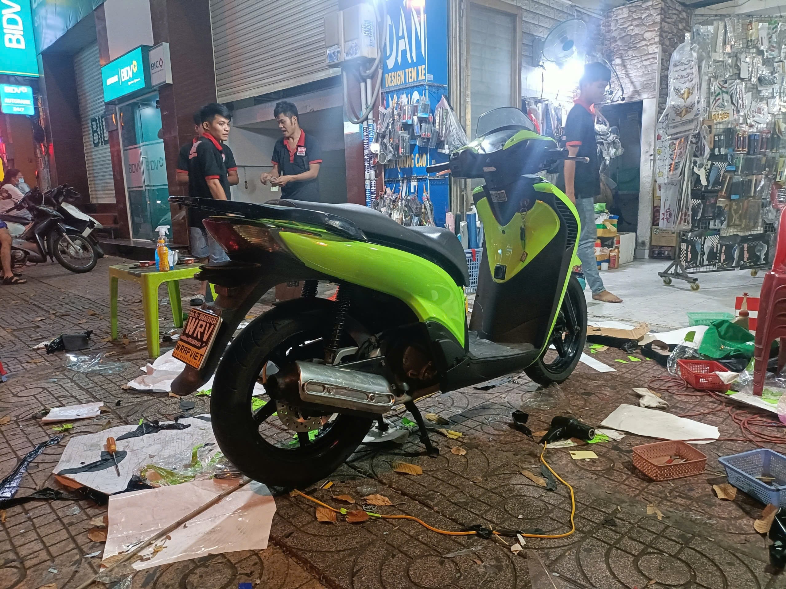 6bf2403b-3fb3-444e-9c9f-d12e6dc559c9