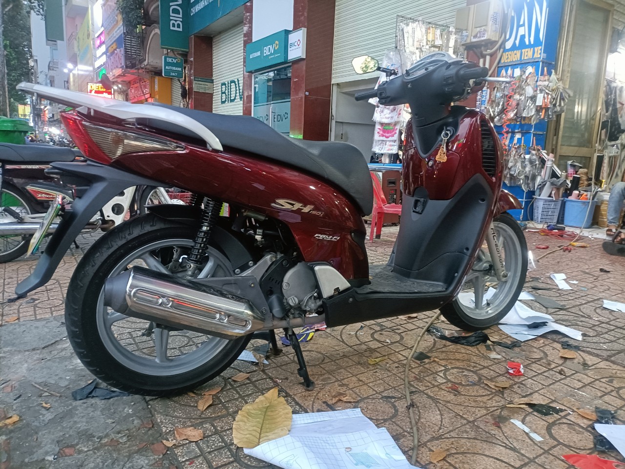 SH wrap full ppf x cao cấp tăng độ bóng bảo vệ sơn chống trầy xước ( khách hàng cần lưu ý ppf có rất nhiều loại có loại ppf còn rẻ hon cả keo trong 3 lớp của wrapviet ạ ) - wv127