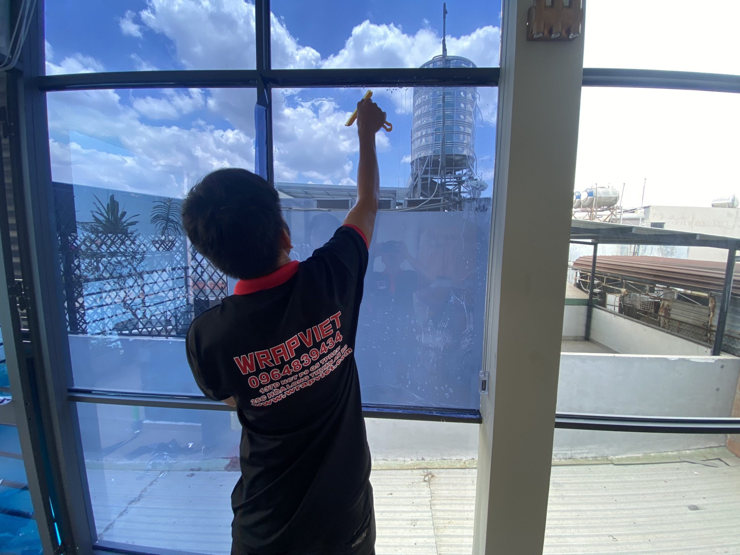 Dán kính thủy tăng độ mát chống chói chống nắng tăng độ mát riêng tư bên trong-wv211