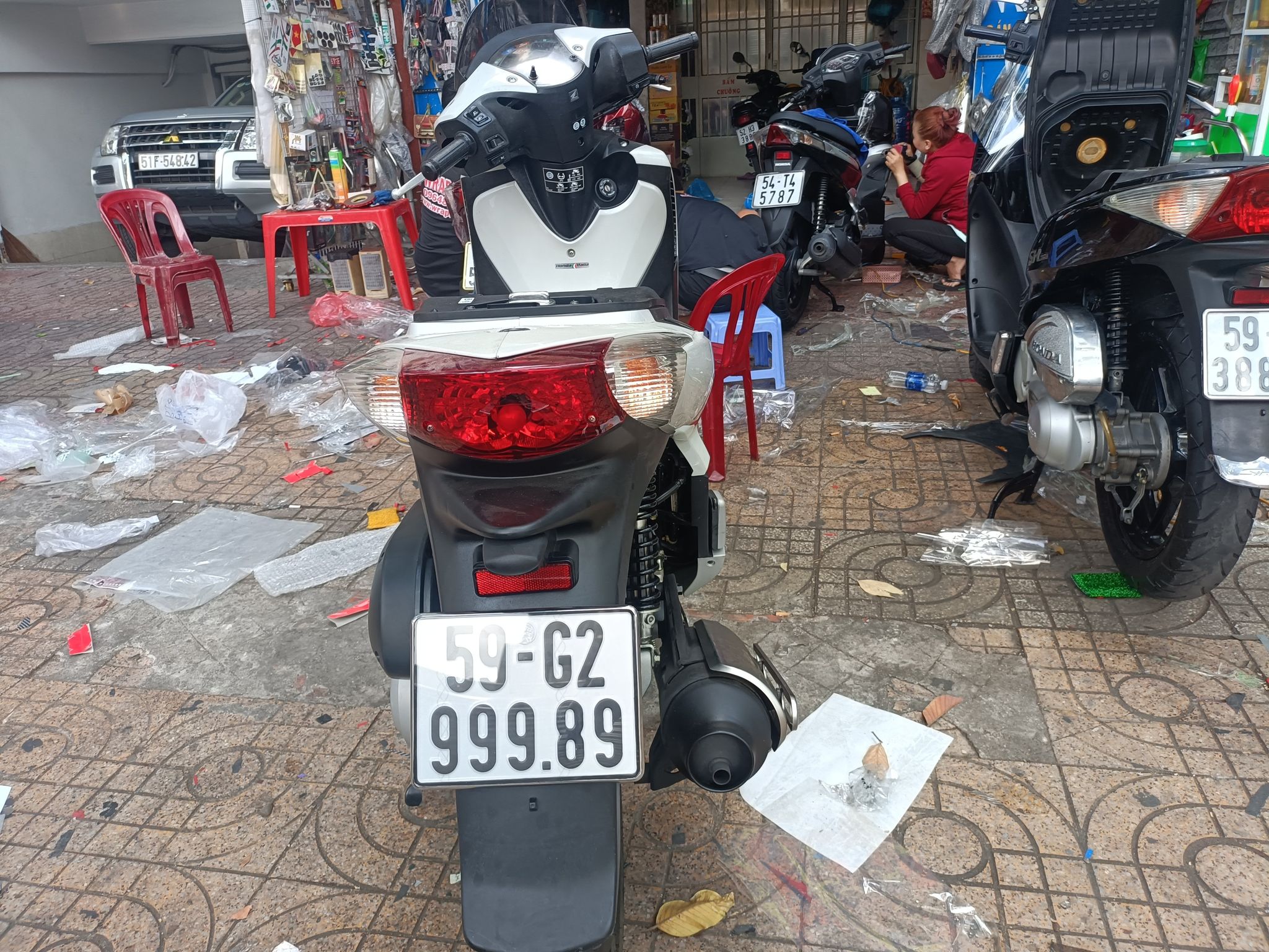 SH wrap full ppf x cao cấp tăng độ bóng bảo vệ sơn chống trầy xước ( khách hàng cần lưu ý ppf có rất nhiều loại có loại ppf còn rẻ hơn cả keo trong 3 lớp của wrapviet ạ )-wv267