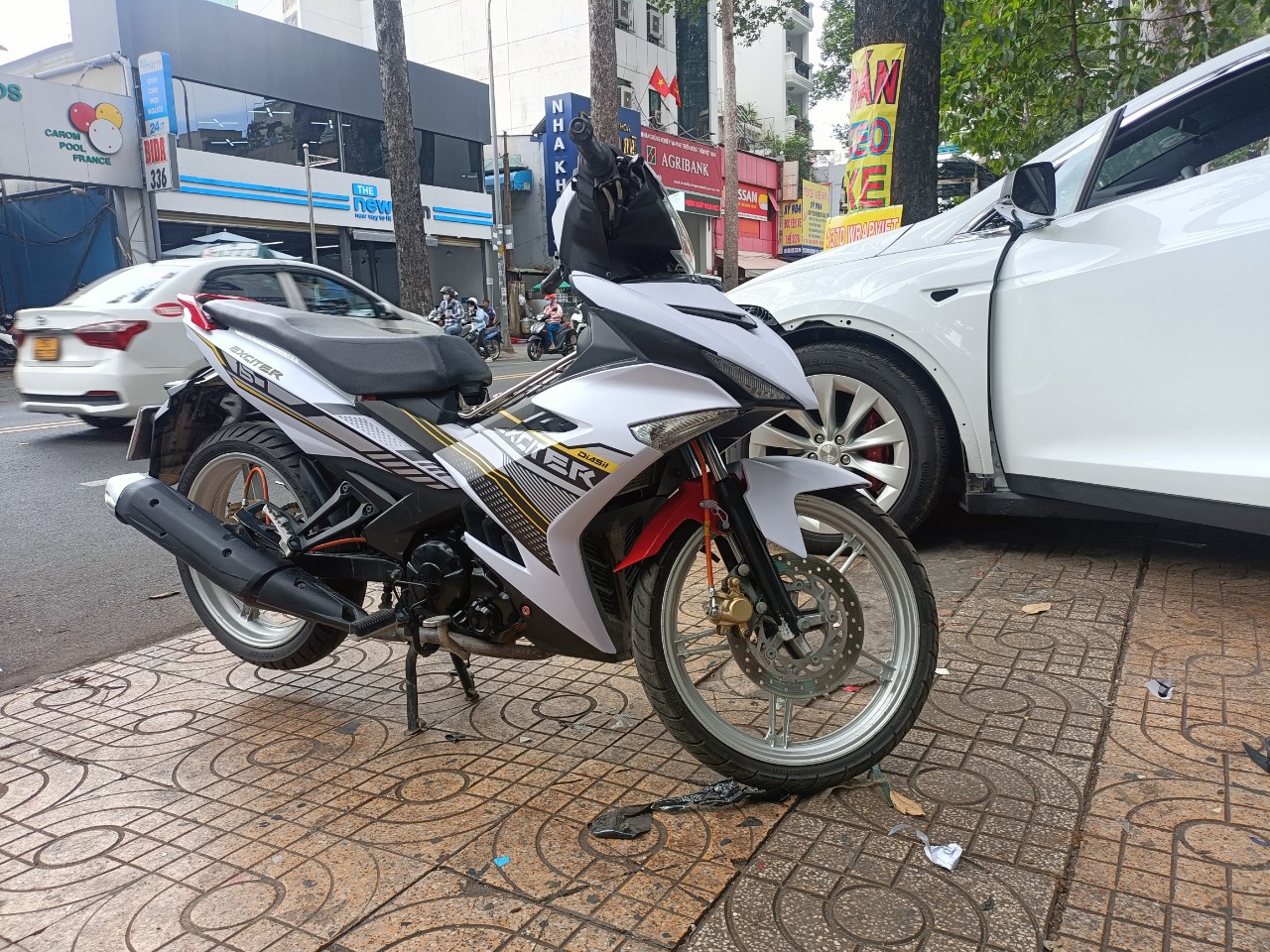 z4421085419321_4b9218ba42154d1f2af5ce9e79df2e3c