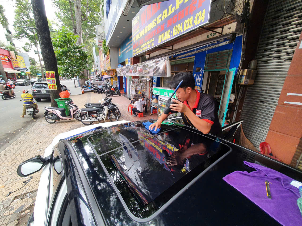 z6058912995433_6dff7e3dc2eb0e00a899ad657d80eb9a