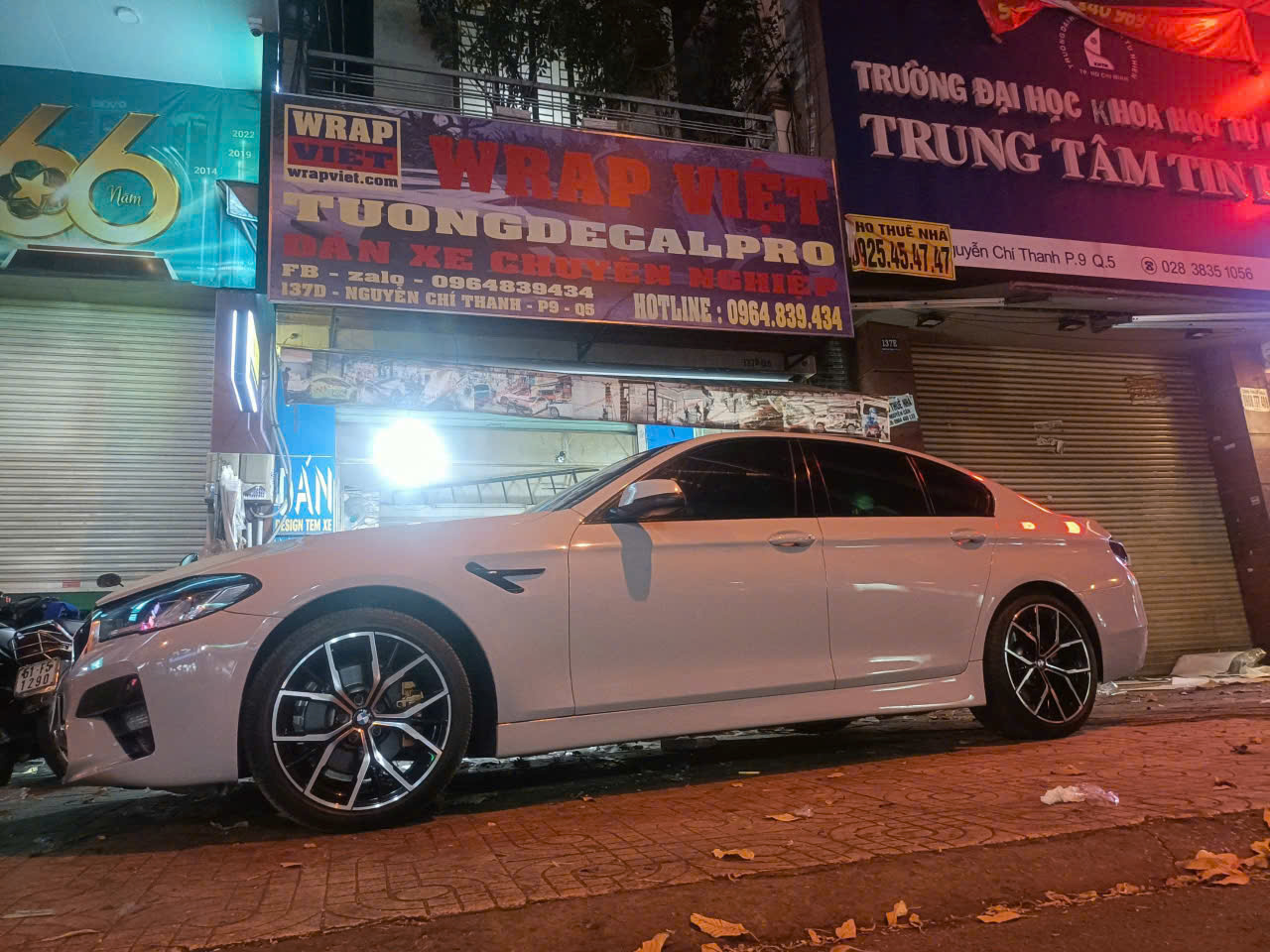 BMW 5 Series wrap full xám bóng cao cấp-wv319
