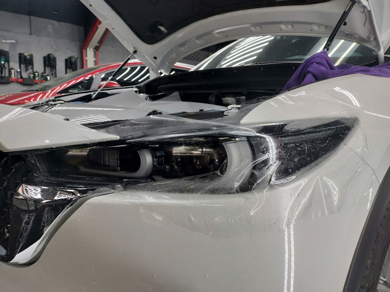 wrap full nội ngoại thất những phần dễ trầy xước ppf x cao cấp tăng độ bóng bảo vệ sơn chống trầy xước ( khách hàng cần lưu ý ppf có rất nhiều loại có loại ppf còn rẻ hơn cả keo trong 3 lớp của wrapviet ạ )-wv461