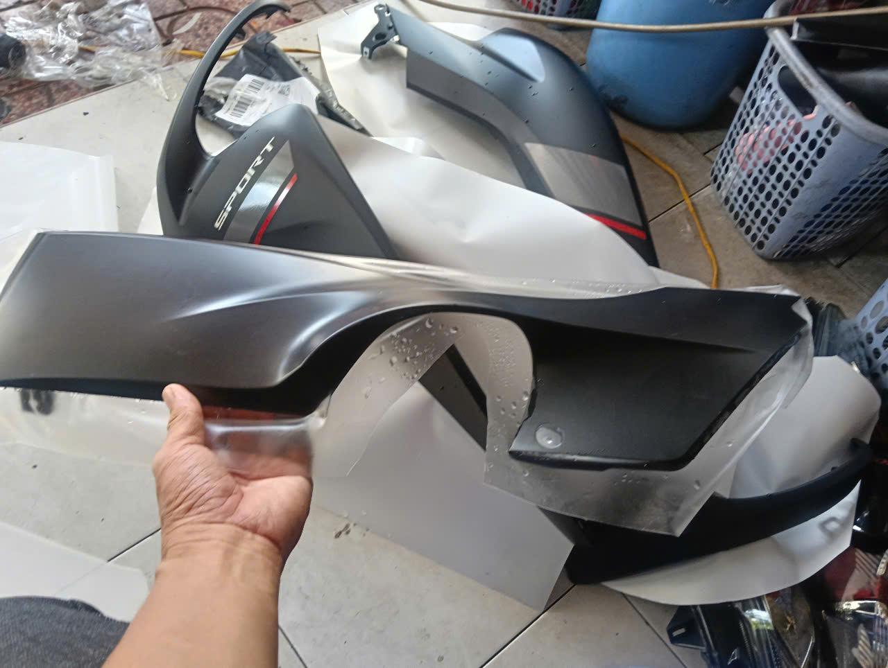 VISION wrap full ppf mờ cao cấp tăng độ bóng bảo vệ sơn chống trầy xước ( khách hàng cần lưu ý ppf có rất nhiều loại có loại ppf còn rẻ hơn cả keo trong 3 lớp của wrapviet ạ )-wv469