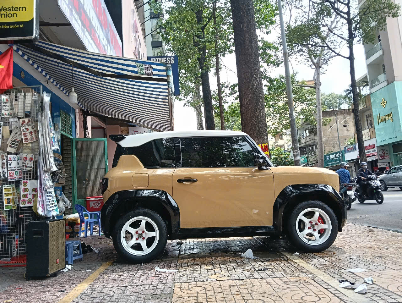 z6764019381909_9d8a714f272b84ba80e2fafd0b625e85