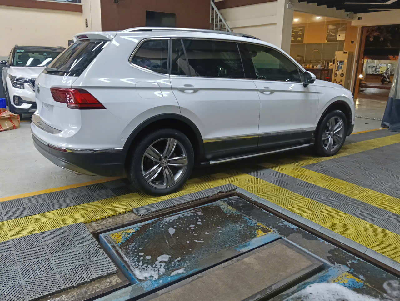 z6928597858498_13aad277dae0e0bebbde93d64ec7bf2e