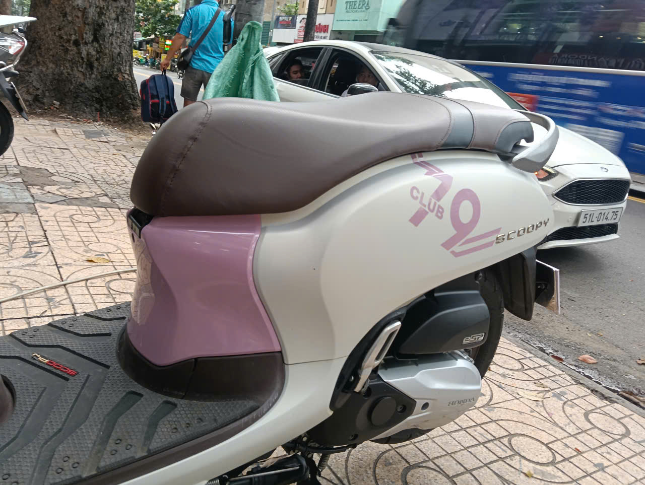 z7007595285365_8e5d0a9c2d9c803d77d027f3aaee5429