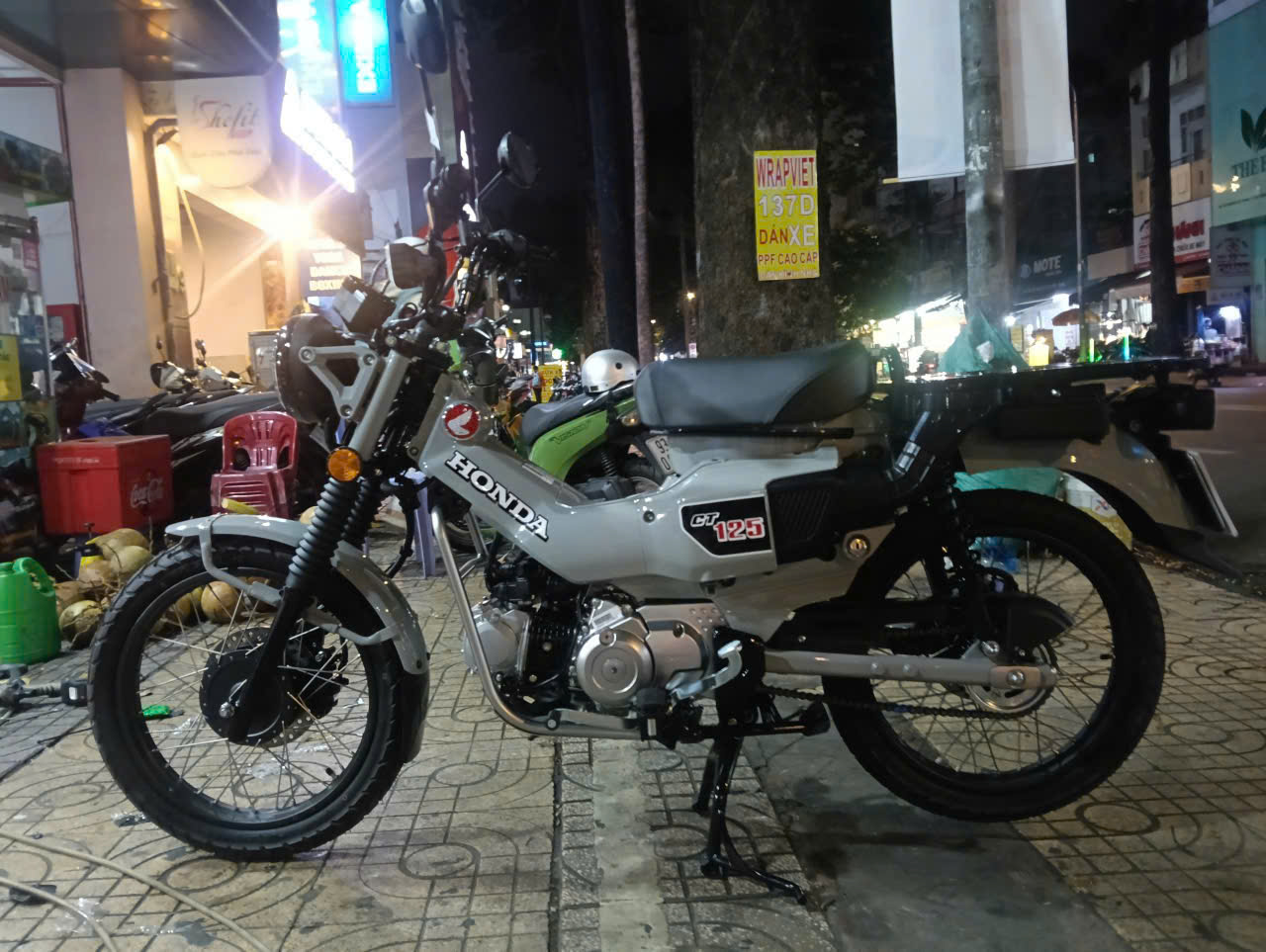 Honda CT 125 wrap full ppf cao cấp tăng độ bóng bảo vệ sơn chống trầy xước ( khách hàng cần lưu ý ppf có rất nhiều loại có loại ppf còn rẻ hơn cả keo trong 3 lớp của wrapviet ạ )-wv564