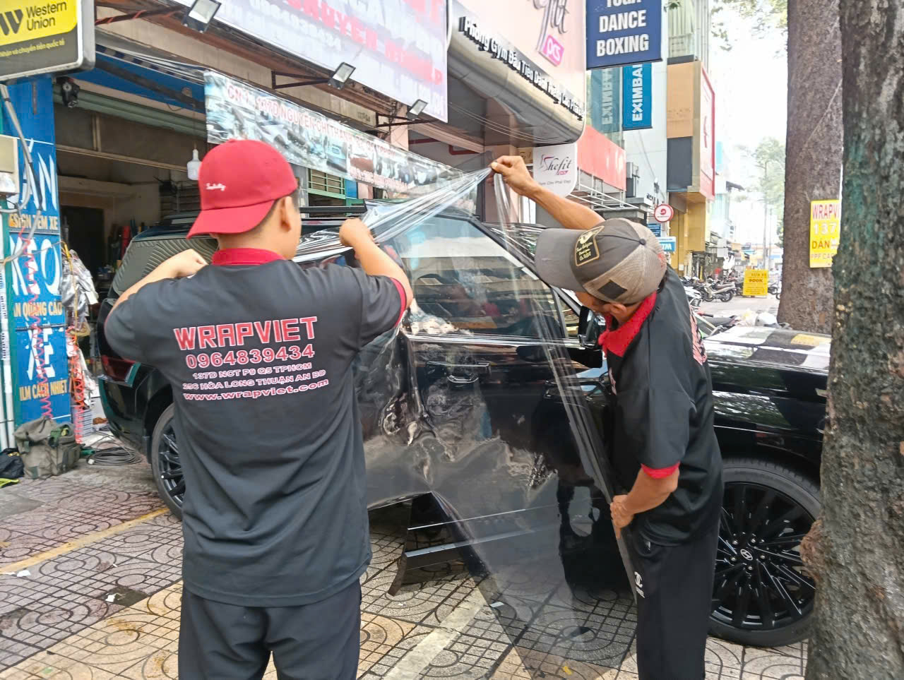 Hyundai Santa Fe dán full cách nhiệt 3m tăng độ mát bảo mật riêng tư phía trong chống nắng chống chói ( phải biết phối thông số theo từng dòng xe mới có hiệu quả )-wv561