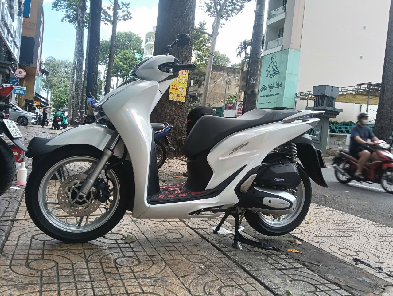 sh wrap full trắng nhũ ánh kim theo yêu cầu -wv586
